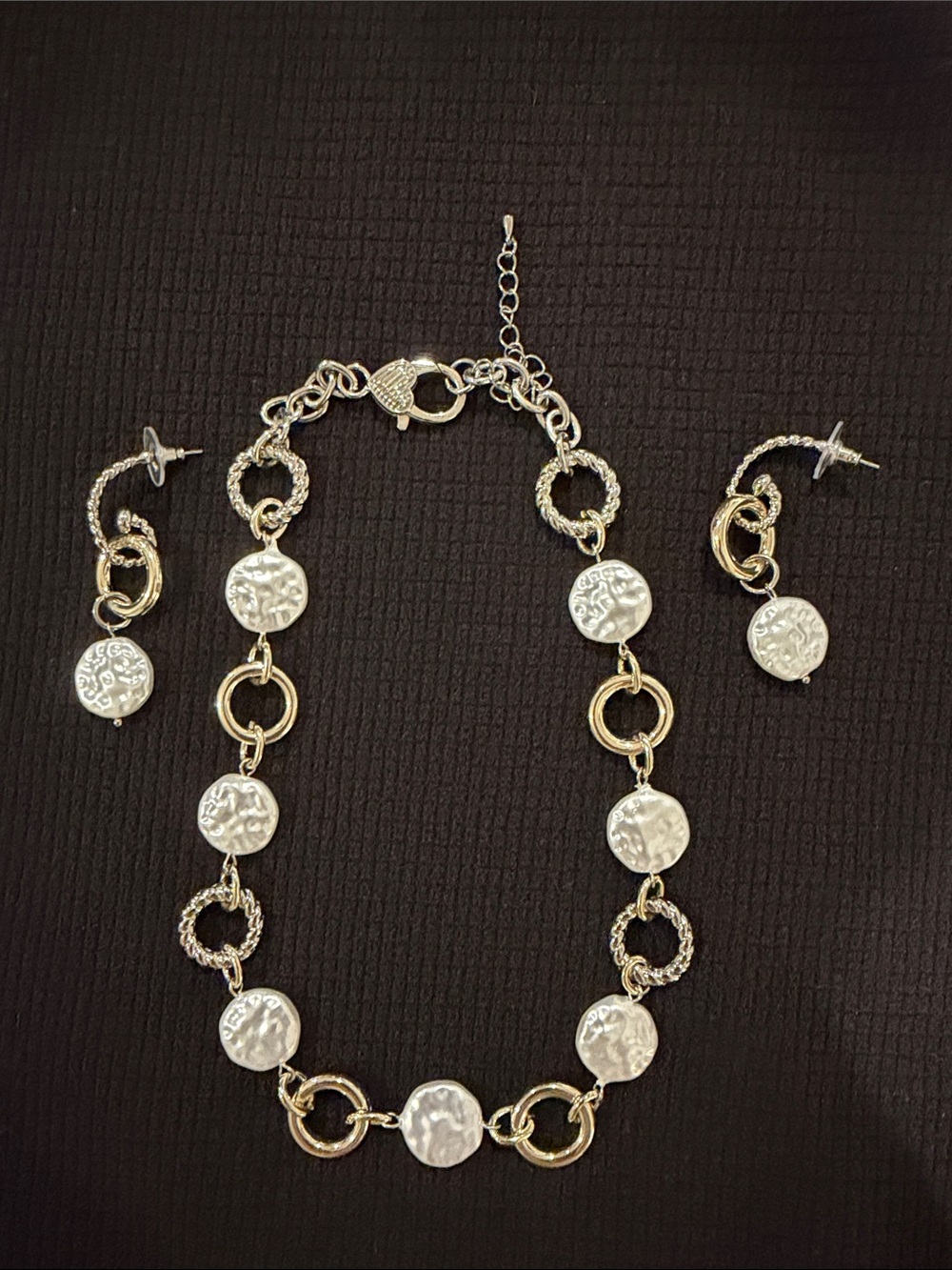 Mixed metal freshwater pearl necklace and earrings.